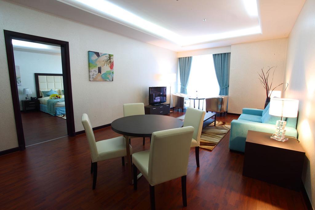 Hotel Gokulam Park Ad Dawhah Esterno foto