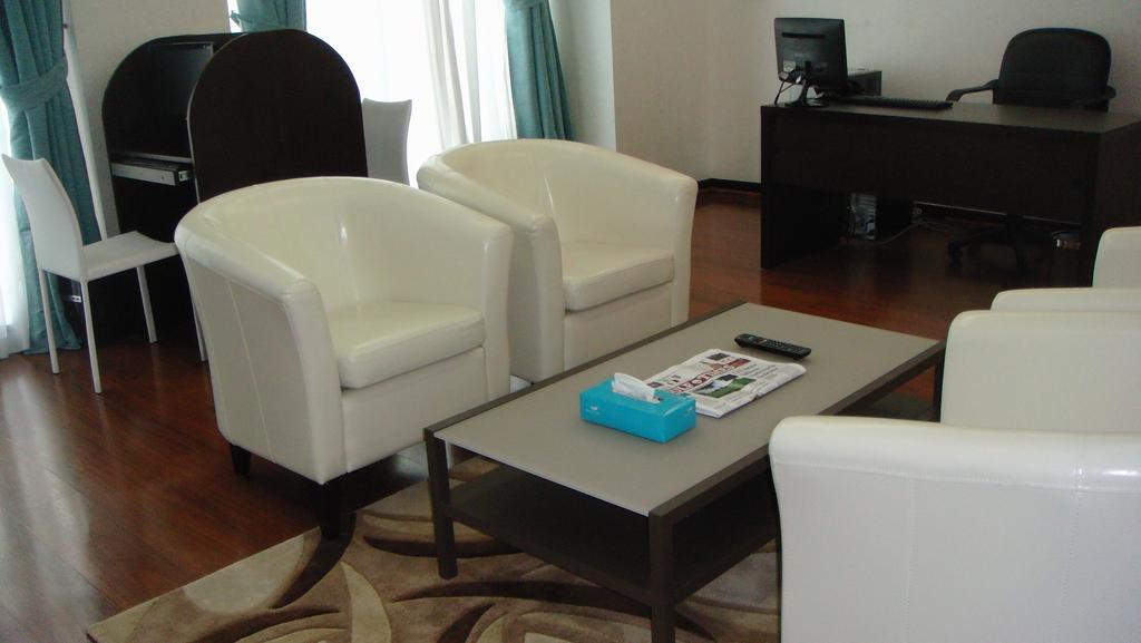 Hotel Gokulam Park Ad Dawhah Esterno foto