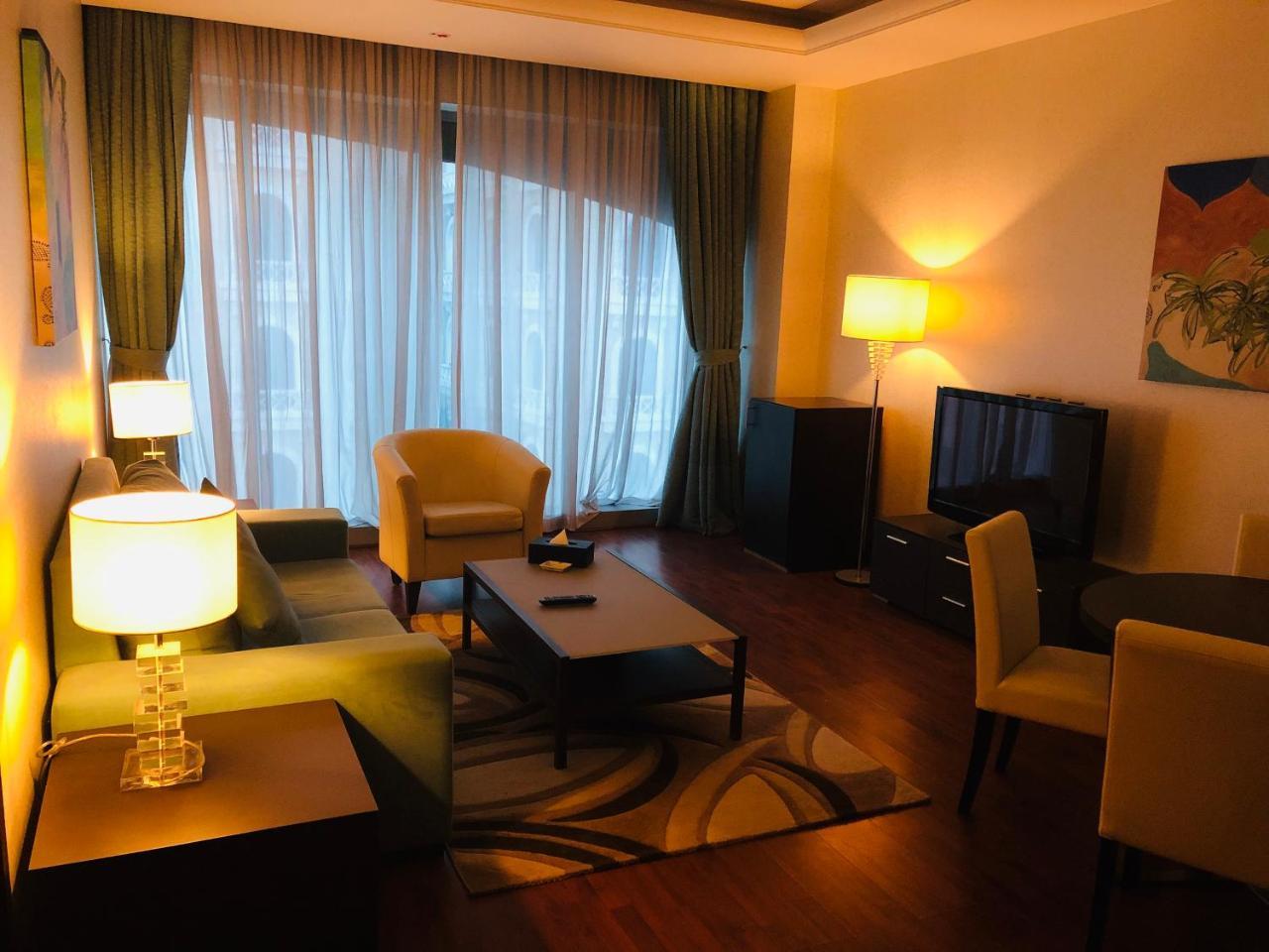 Hotel Gokulam Park Ad Dawhah Esterno foto